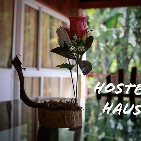 Hostel Haus Puerto Iguazú Zewnętrze zdjęcie